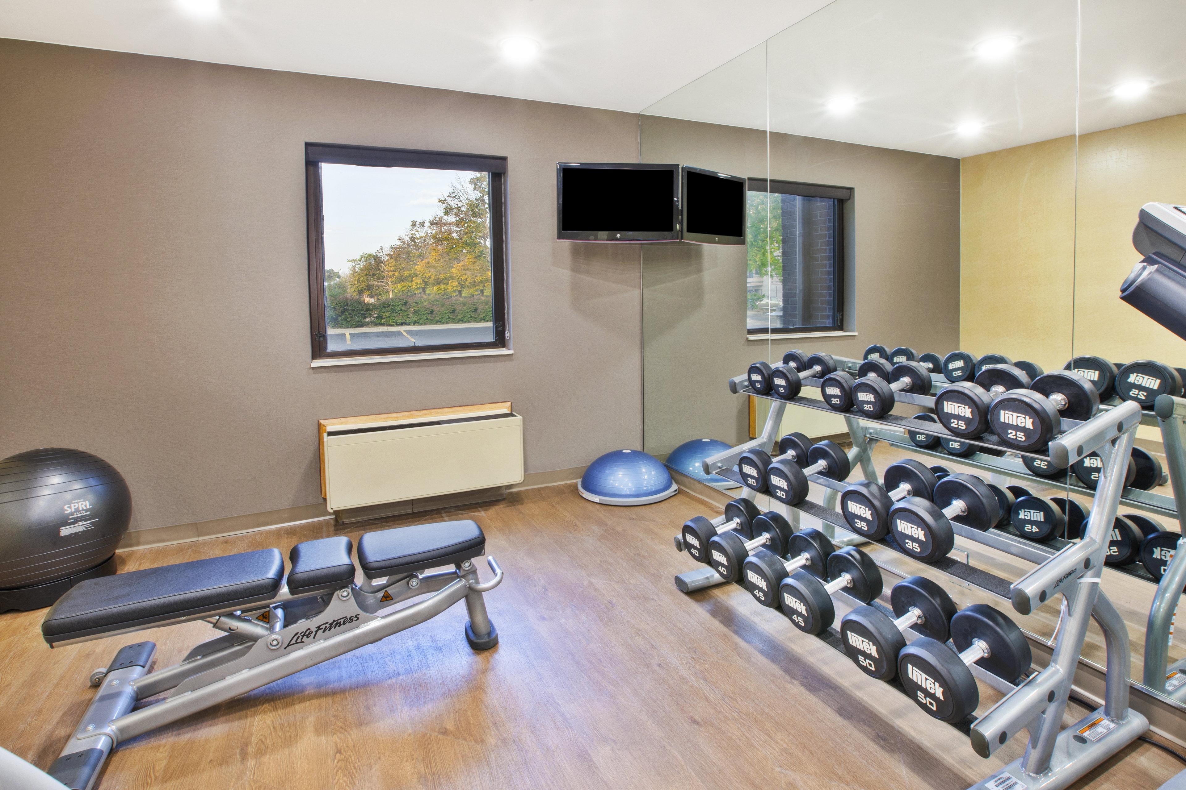 Holiday Inn Express Detroit-Warren/General Motors Technology Center By Ihg Exteriér fotografie