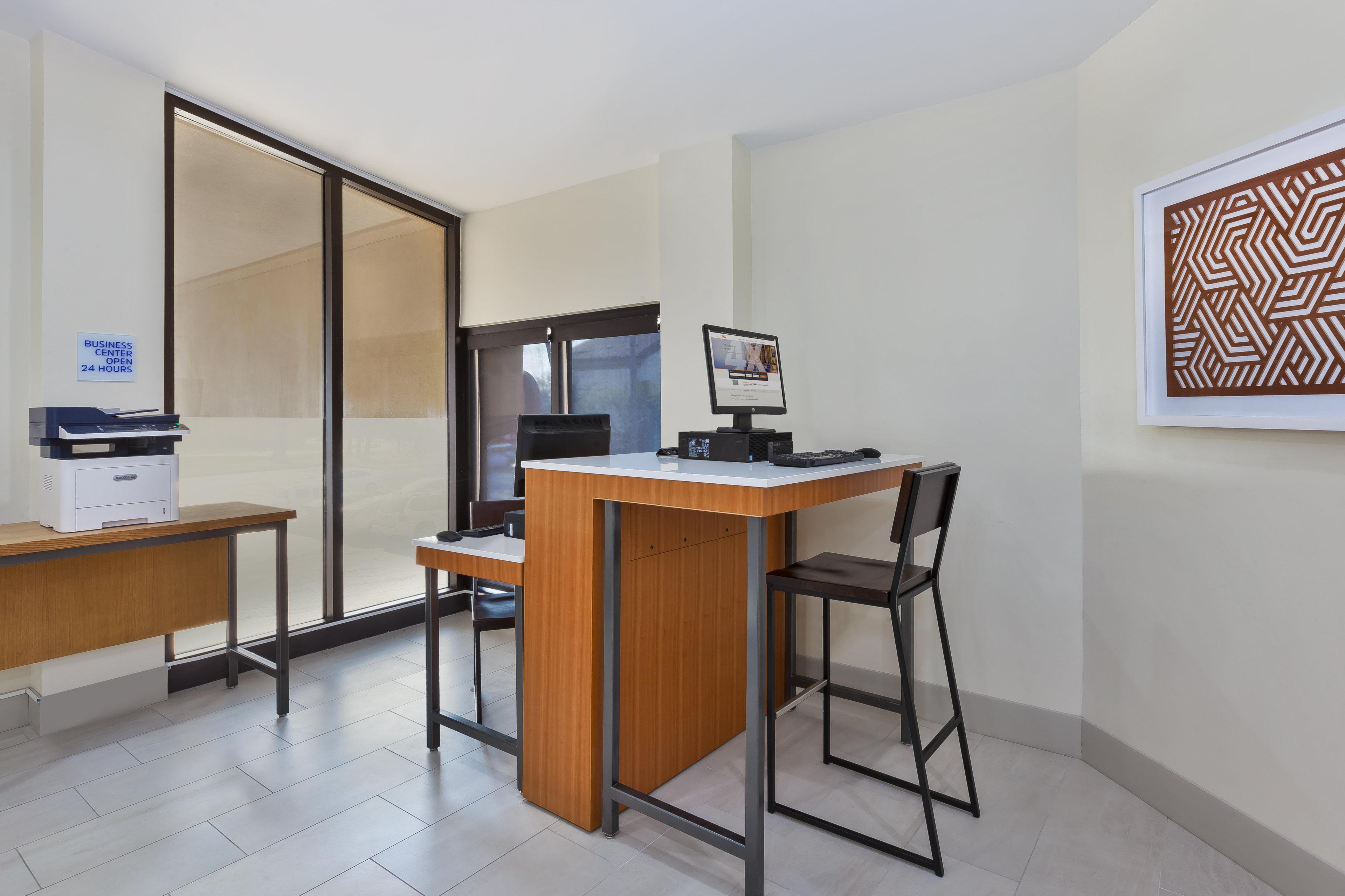 Holiday Inn Express Detroit-Warren/General Motors Technology Center By Ihg Exteriér fotografie